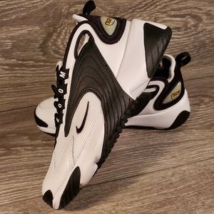 Nike Zoom 2K Womens Size 5.5 Shoes AO0354 100